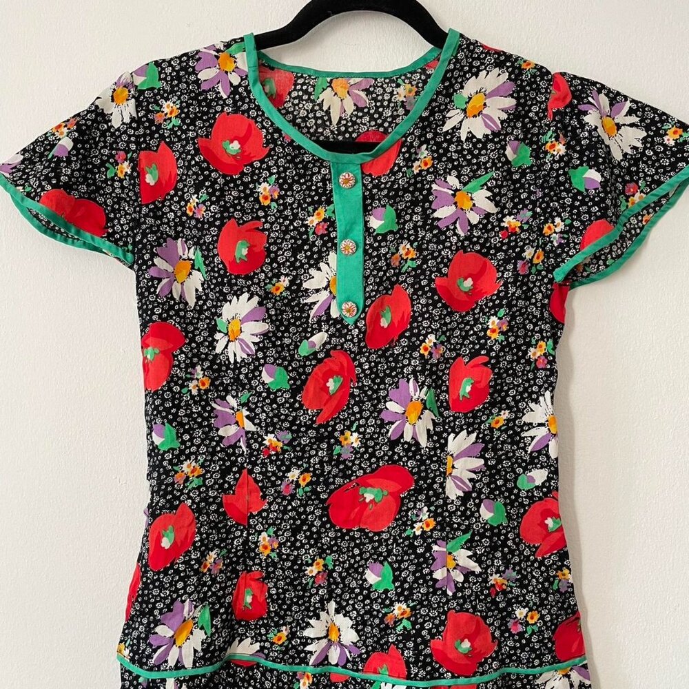 Vintage Floral Mini Dress - Picture 2 of 4